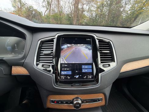 Certified 2022 Volvo XC90 T8 Inscription Expression w/ Advanced Package image 32