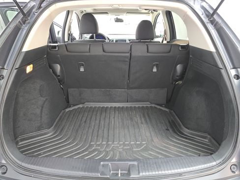 Used 2017 Honda HR-V EX image 12