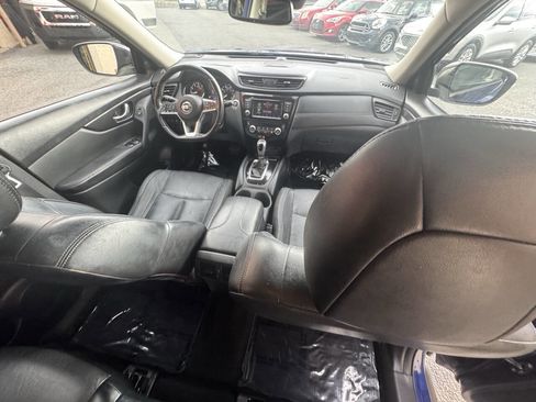 Used 2018 Nissan Rogue SL image 28