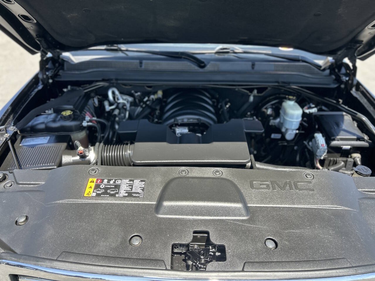 Used 2020 GMC Yukon SLT AWD/4WD image 22