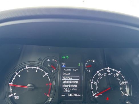 Used 2020 Toyota 4Runner SR5 image 22