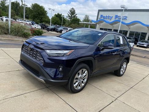 Used 2025 Toyota RAV4 Limited w/ Weather Package AWD/4WD image 4