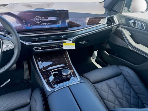 New 2026 BMW X5 sDrive40i w/ Premium Package image 18