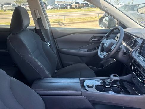 Certified 2025 Nissan Rogue S AWD/4WD image 29