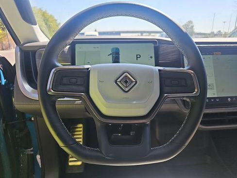 Used 2022 Rivian R1T Adventure image 14
