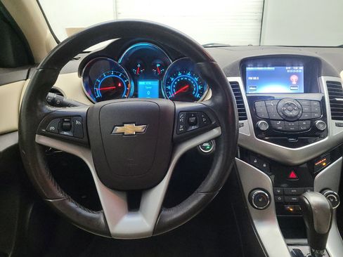 Used 2013 Chevrolet Cruze LTZ image 22