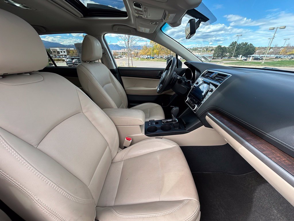 Used 2019 Subaru Outback 3.6R Limited w/ Popular Package #2 AWD/4WD image 31