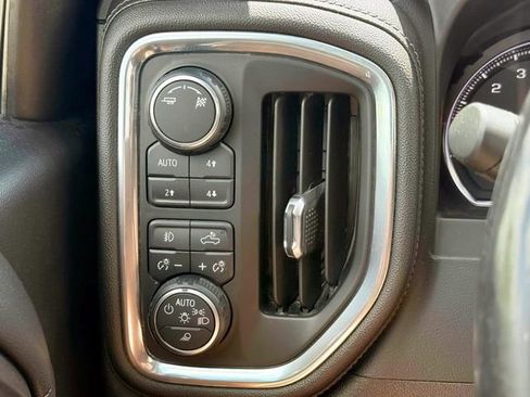 Used 2019 Chevrolet Silverado 1500 LTZ AWD/4WD image 25