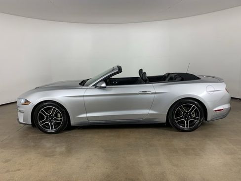 Used 2018 Ford Mustang Premium image 32
