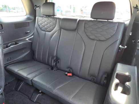 Used 2020 Hyundai Palisade Limited FWD image 17