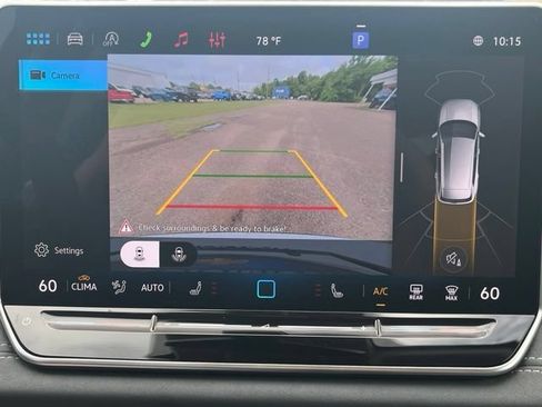 Used 2026 Volkswagen Tiguan SE FWD image 28