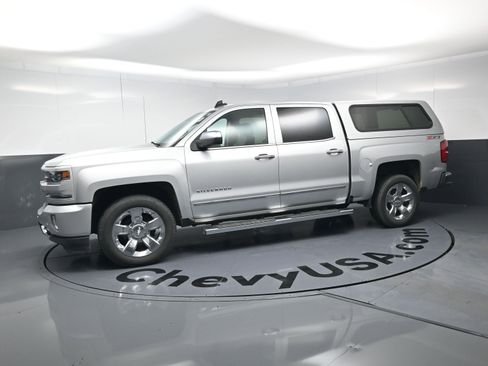 Used 2017 Chevrolet Silverado 1500 LTZ Z71 w/ LTZ Plus Package image 6
