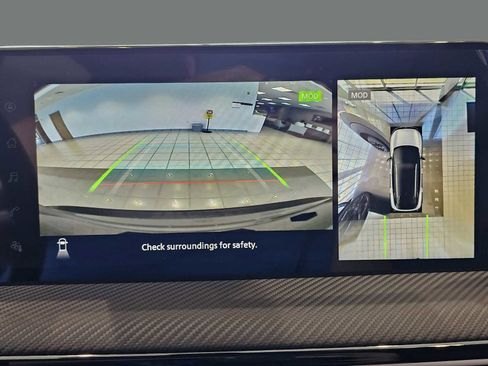 Used 2025 Nissan Kicks SR image 25