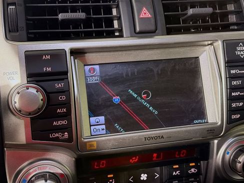 Used 2013 Toyota 4Runner Limited AWD/4WD image 14