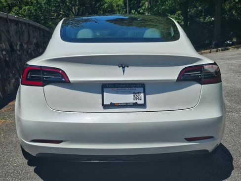 Used 2023 Tesla Model 3 Standard Range RWD image 8
