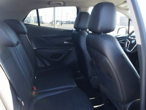 Used 2020 Buick Encore Preferred image 19