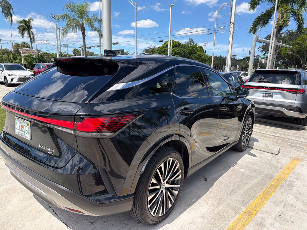 Used 2026 Lexus RX 350 AWD/4WD image 7