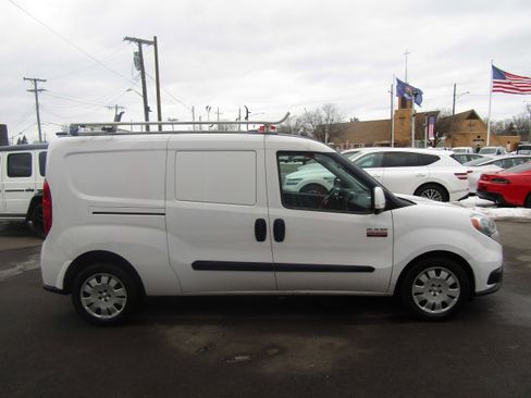 Used 2019 RAM ProMaster City Tradesman SLT image 5