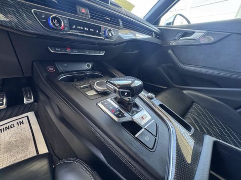 Used 2019 Audi S4 Premium Plus w/ Premium Plus Package AWD/4WD image 23