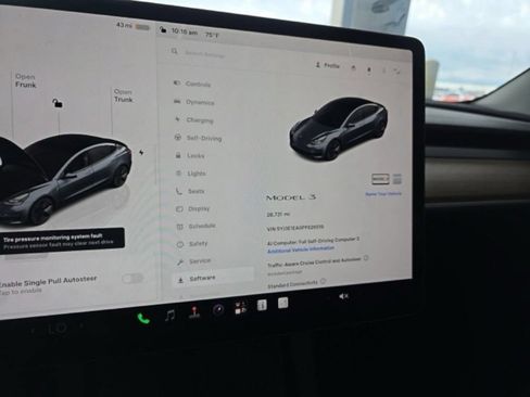 Used 2023 Tesla Model 3 Standard Range RWD image 10