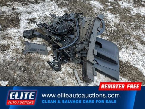 Used 2019 Nissan Rogue Sport S image 25