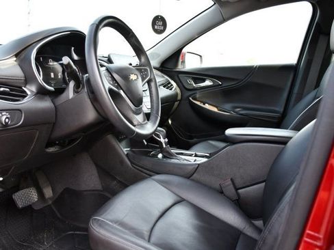 Used 2023 Chevrolet Malibu LT FWD image 18