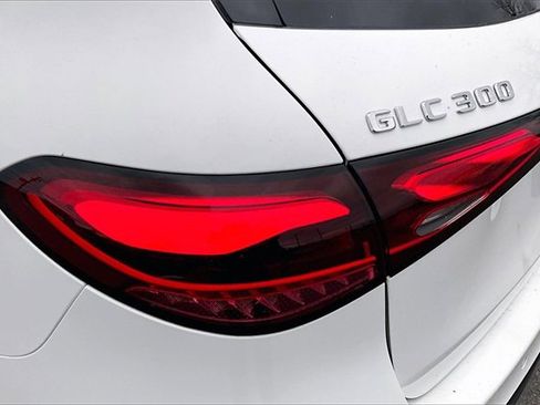 New 2026 Mercedes-Benz GLC 300 image 14
