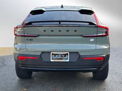 Certified 2023 Volvo C40 P8 Recharge Ultimate image 4