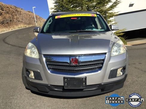 Used 2008 Saturn Outlook XR w/ Convenience Package image 3