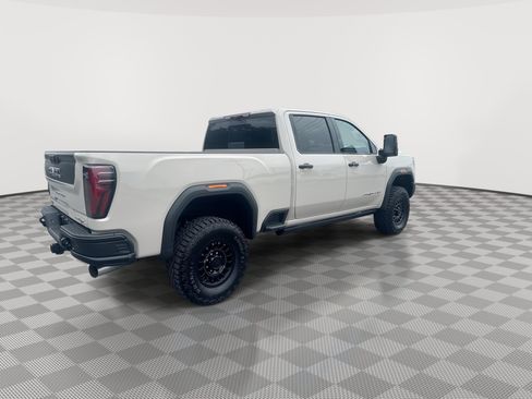 New 2026 GMC Sierra 2500 AT4X w/ AT4X AEV Edition AWD/4WD image 8