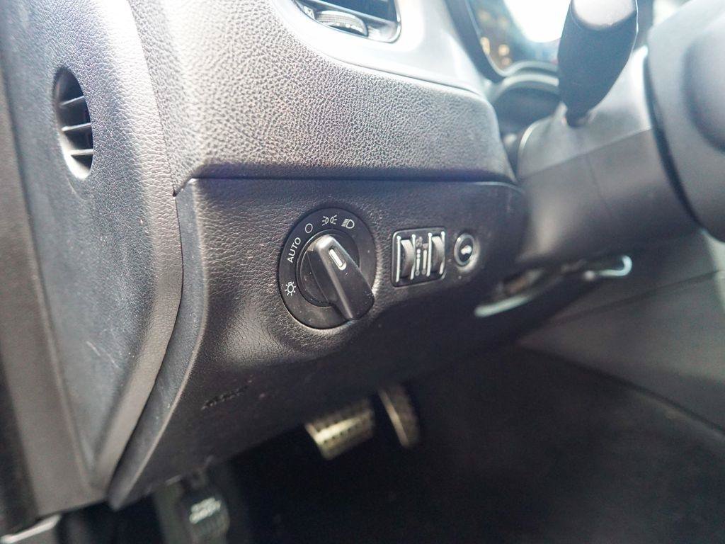 Used 2023 Dodge Charger GT w/ Performance Handling Group RWD image 16