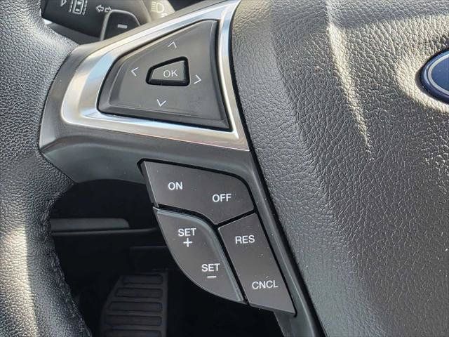 Used 2020 Ford Edge SEL w/ Convenience Package AWD/4WD image 30