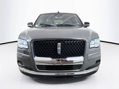 Used 2023 Lincoln Navigator Black Label AWD/4WD image 8