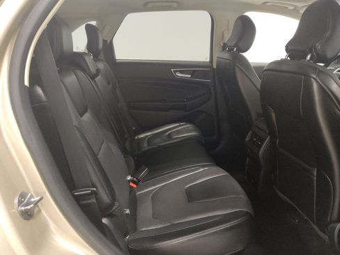 Used 2017 Ford Edge Titanium w/ Equipment Group 301A AWD/4WD image 19