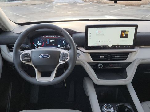 New 2026 Ford Explorer Active image 24