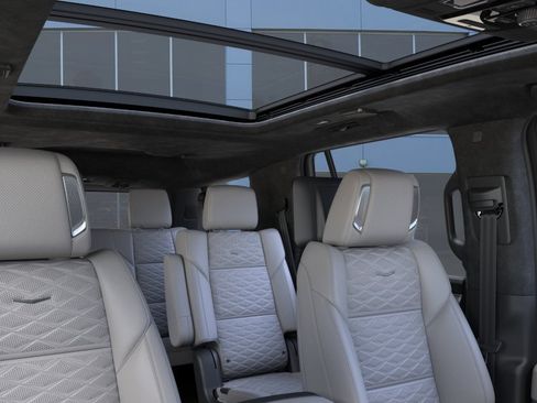 New 2026 Cadillac Escalade Platinum Sport w/ LPO, ONYX Package AWD/4WD image 24