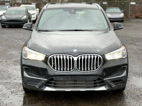 Used 2021 BMW X1 xDrive28i AWD/4WD image 2