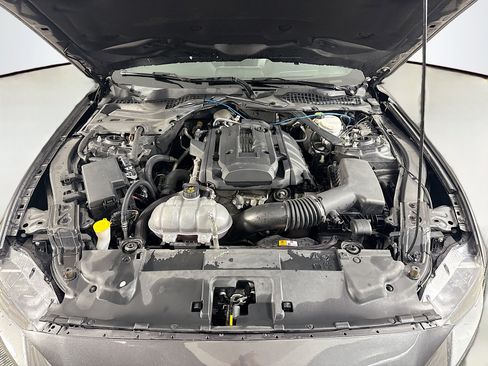 Used 2018 Ford Mustang Premium image 37