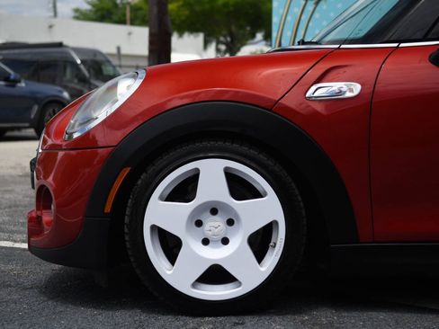 Used 2016 MINI Cooper S FWD image 7