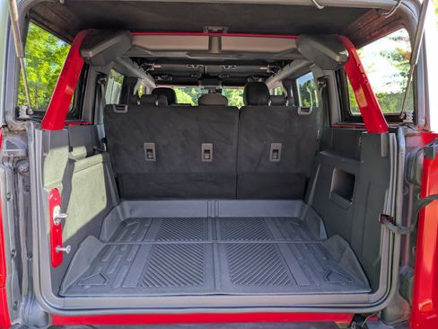 Used 2022 Ford Bronco Wildtrak AWD/4WD image 35