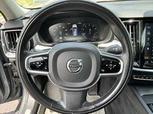 Used 2020 Volvo V60 T5 Cross Country AWD/4WD image 18