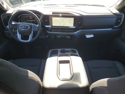 New 2025 GMC Sierra 1500 Elevation image 15