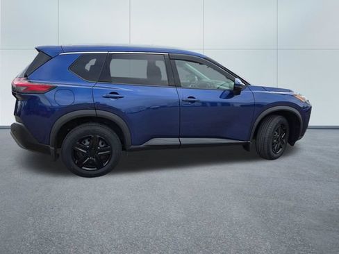 Used 2021 Nissan Rogue SV AWD/4WD image 8