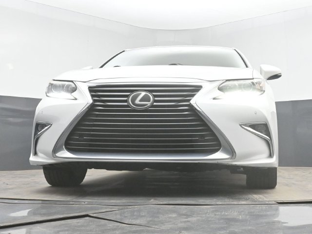 Used 2017 Lexus ES 350 w/ Premium Package FWD image 43