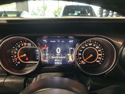 Used 2022 Jeep Gladiator Sport AWD/4WD image 14