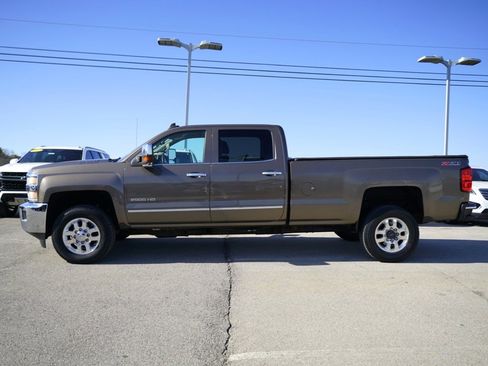 Used 2015 Chevrolet Silverado 2500 LTZ w/ Duramax Plus Package image 9