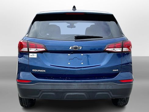 Used 2022 Chevrolet Equinox LS image 4