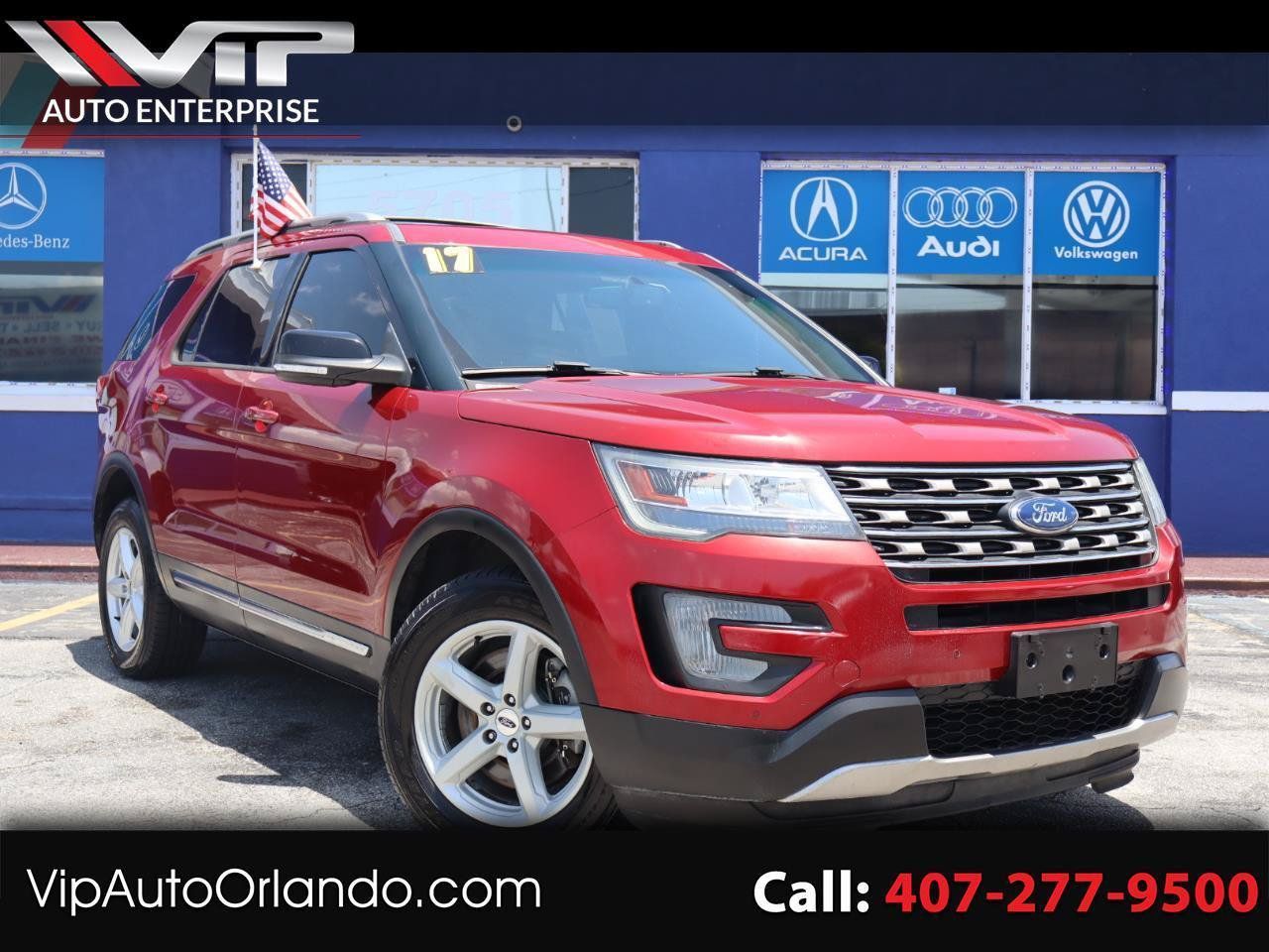 Used 2017 Ford Explorer XLT w/ Equipment Group 202A AWD/4WD image 1