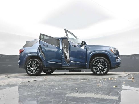 New 2026 GMC Terrain Denali image 51