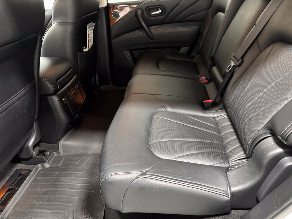 Used 2015 INFINITI QX80 4WD w/ Deluxe Technology Package image 43